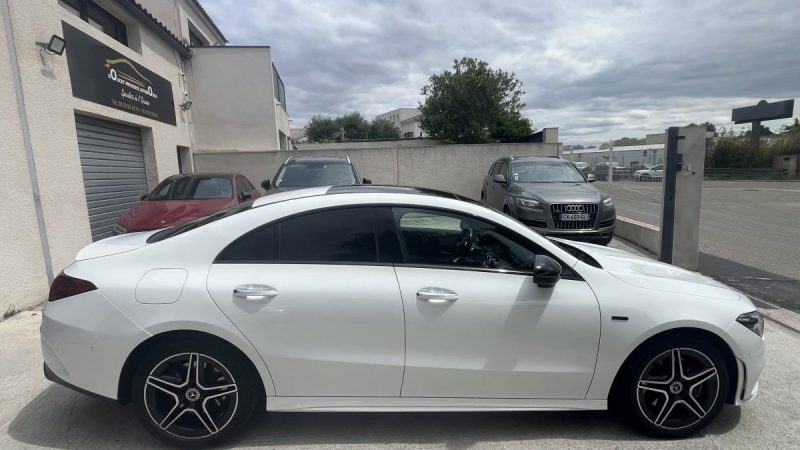 MERCEDES CLASSE CLA Hybride Rechargeable 250 E 218 CH AMG LINE Toit Ouvrant 