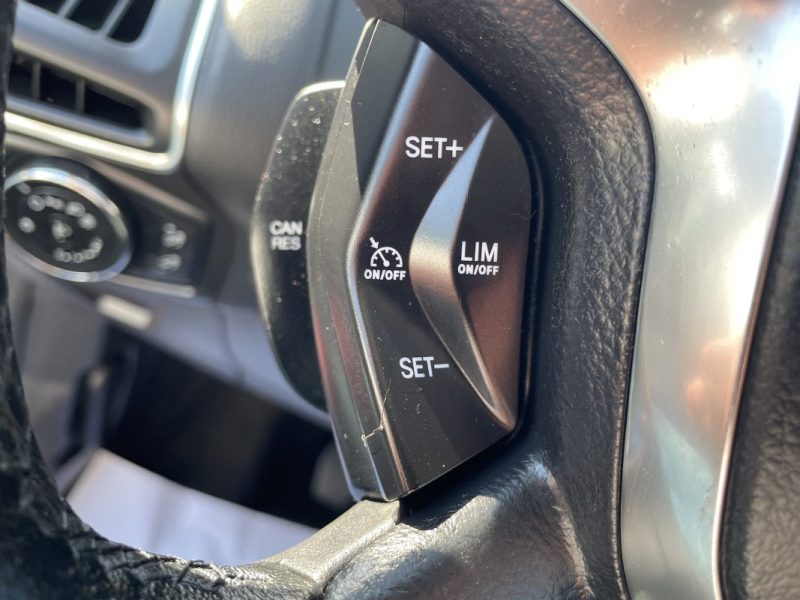 FORD FOCUS 1000 SCTI 100 CV S&S   GARANTIE 3/12 MOIS 2012