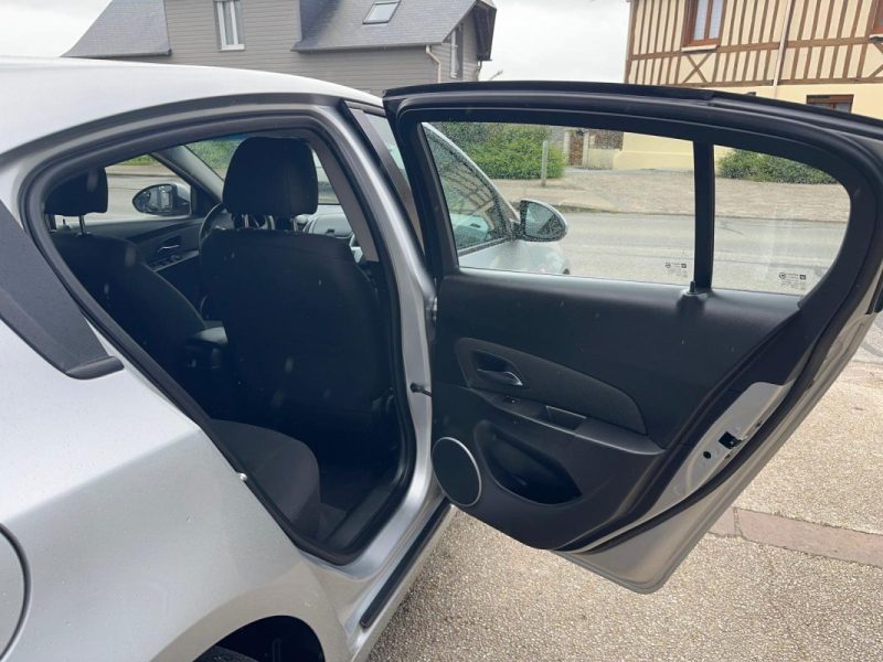 Chevrolet Cruze 1.7 VCDi 130Ch LS+ S&S 