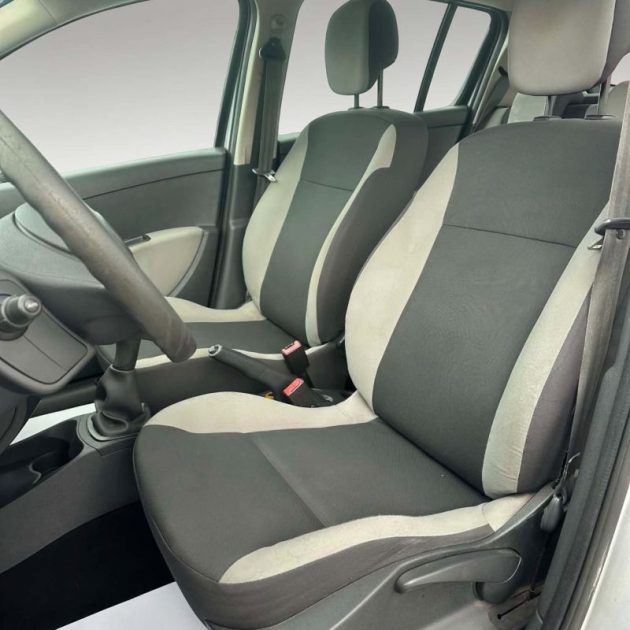 RENAULT CLIO  2011