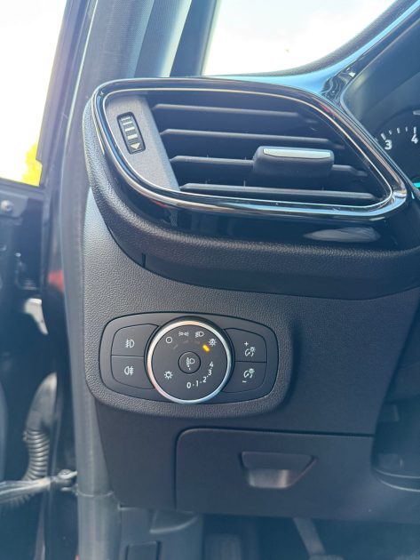 FORD FIESTA 1.0 ECOBOOST 100CH TITANIUM 