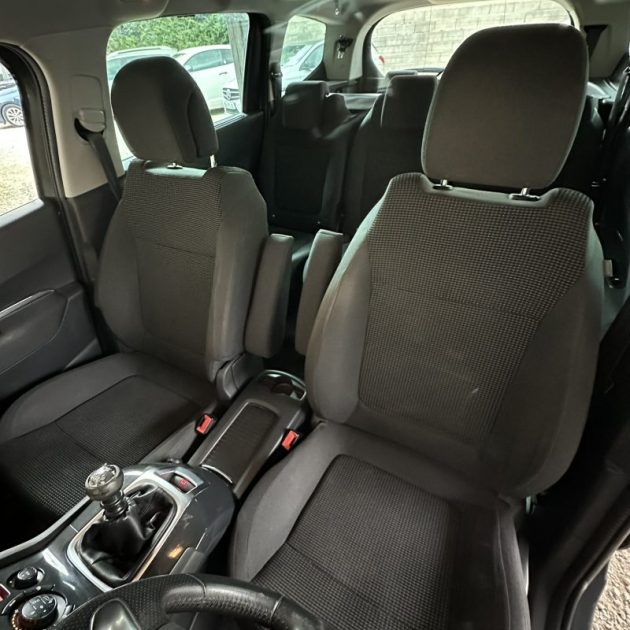 PEUGEOT 5008 2.0 BLUEHDI 150CH ALLURE S&S 2015