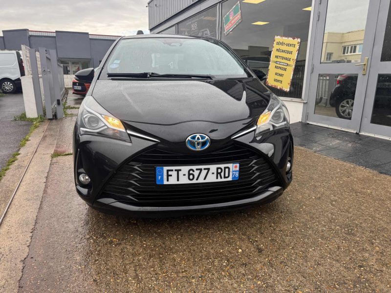 TOYOTA YARIS III YARIS 100H HYBRID FRANCE BUISNESS 2020