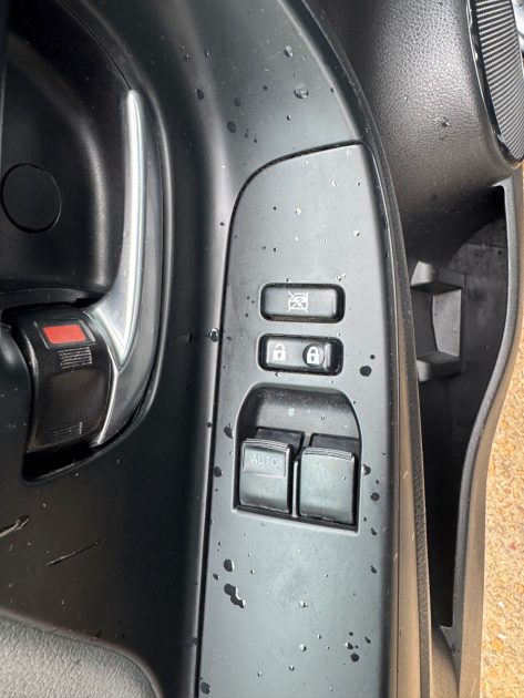 TOYOTA YARIS III YARIS 100H HYBRID FRANCE BUISNESS 2020