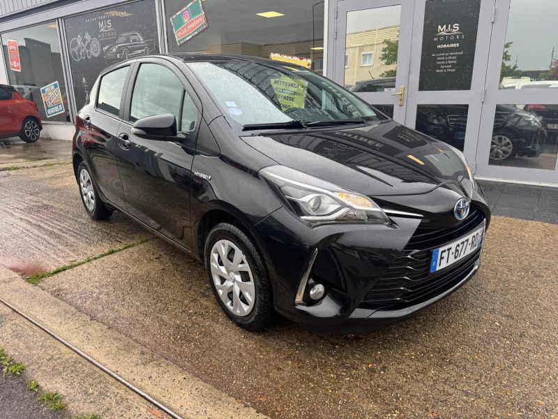 TOYOTA YARIS III YARIS 100H HYBRID FRANCE BUISNESS 2020