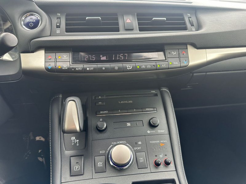 LEXUS CT200H 200H PACK BUSINESS MY20 EURO6D-T 2020