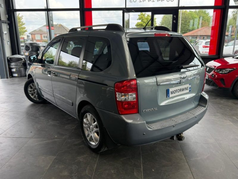 🚗 KIA CARNIVAL 2.9 CRDI ⚙️ 👨‍👩‍👧‍👦 7 Places ❄️ Climatisation 🪑 Cuir