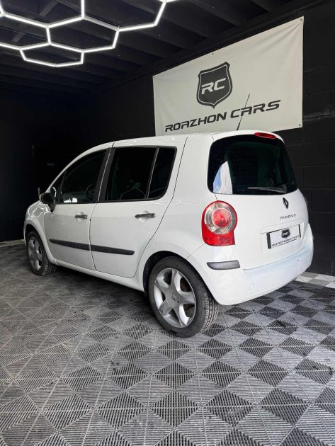 RENAULT MODUS 1.4i 2007