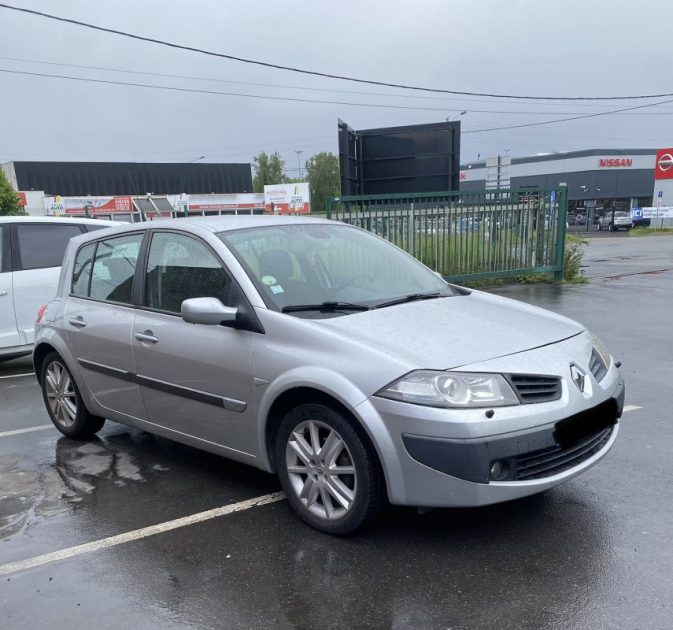 RENAULT MEGANE 2.0 TURBO LUXE PRIVILEGE 