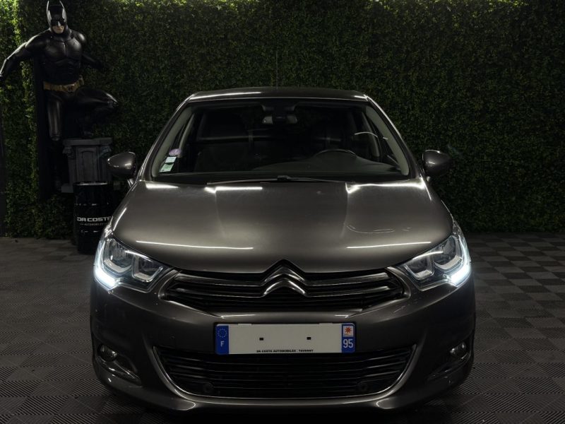 CITROEN C4 II PHASE 2 SHINE 1.2 130 Cv BOITE AUTO / APPLE CARPLAY ECRAN GPS ATTELAGE - GARANTIE 1 AN