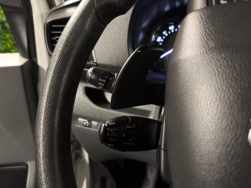 PEUGEOT EXPERT III 2.0 BLUEHDI 120 S&S L1H1 ASPHALT EAT8 ECRAN TACTILE / BOITE AUTO - Garantie 1 an