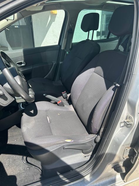 RENAULT CLIO III 1.5 DCI 85 EXCEPTION ESTATE 