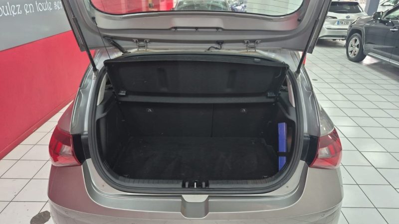 HYUNDAI I 20 BERLINE 1.0 100ch MHEV 48V BUSINESS/1 ERE MAIN
