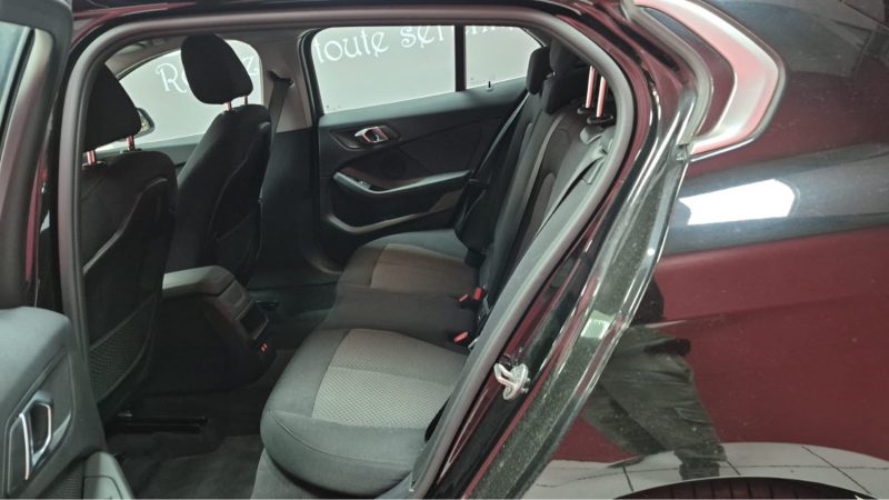 BMW SERIE 1 BERLINE 116I BUSINESS DESIGN/1 ERE MAIN/EXPORT ALGERIE TUNISIE 15490E HT
