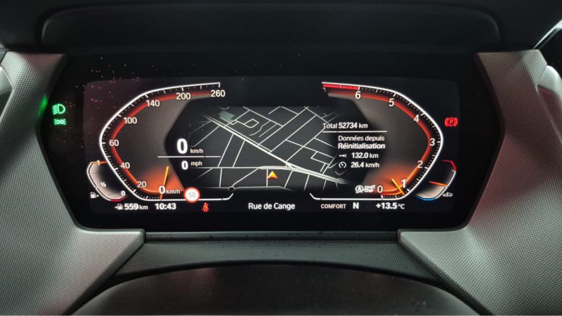 BMW SERIE 1 BERLINE 116I BUSINESS DESIGN/1 ERE MAIN/EXPORT ALGERIE TUNISIE 15490E HT