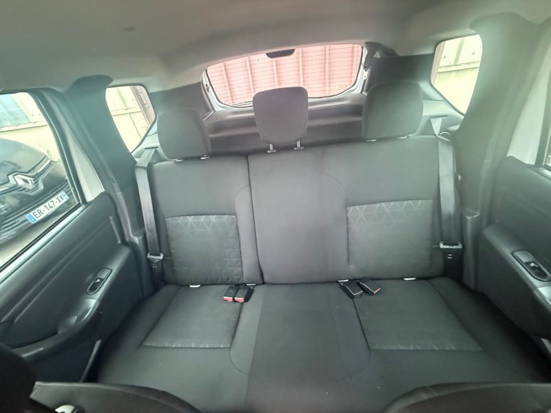 DACIA DUSTER PRESTIGE PHASE 2 1.2I - 16V TURBO TCE 125CV 4X2 2015