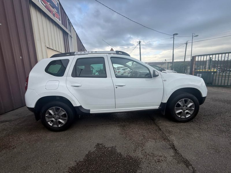 DACIA DUSTER PRESTIGE PHASE 2 1.2I - 16V TURBO TCE 125CV 4X2 2015