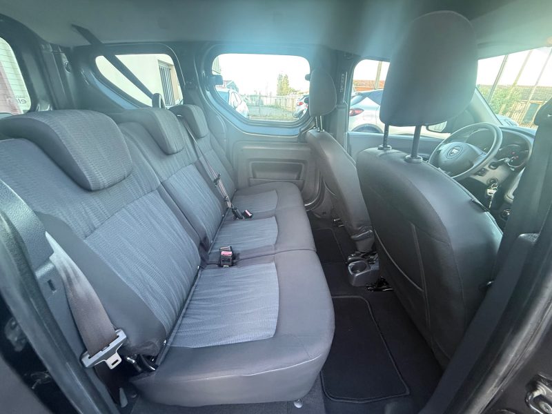 DACIA DOKKER LAUREATE COMBI 1.2I - 16V TURBO TCE 115CV 2013