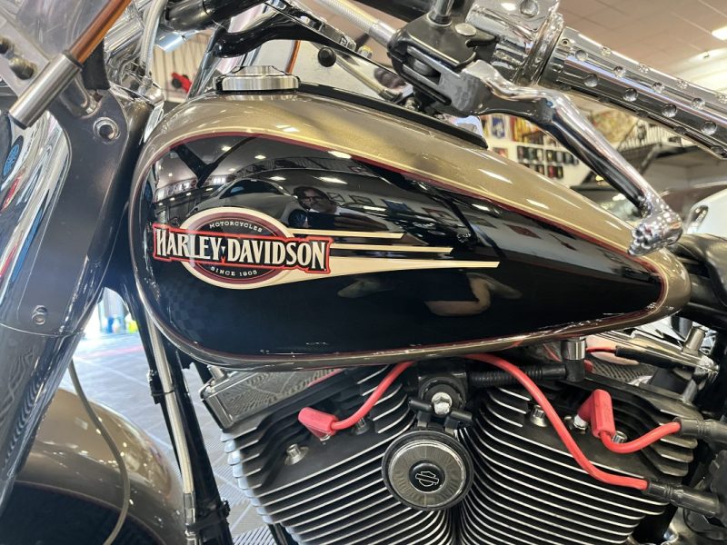 HARLEY.DAV FLSTCI SOFTAIL HERITAGE 1450 2005