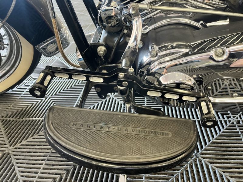 HARLEY.DAV FLSTCI SOFTAIL HERITAGE 1450 2005