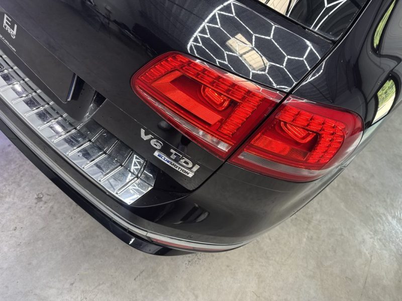 VOLKSWAGEN TOUAREG R-Line · 3.0 V6 TDI 204ch BlueMotion Technology 4Motion - Garantie 12 mois