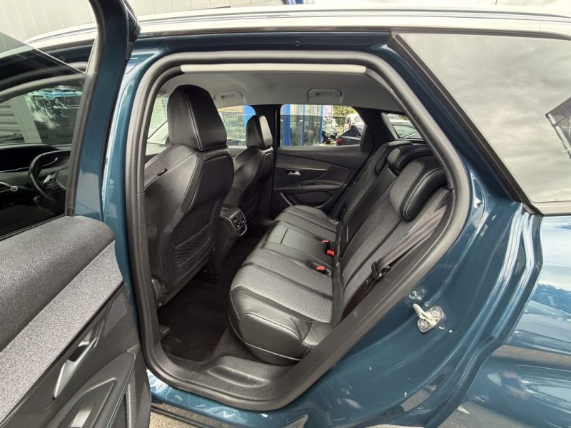 PEUGEOT 3008 II HYBRID 225CH Allure E-EAT8 2021