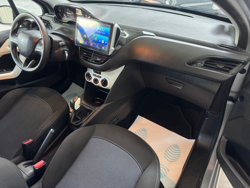 PEUGEOT 208 I 1.2 VTI 70 Cv LIKE