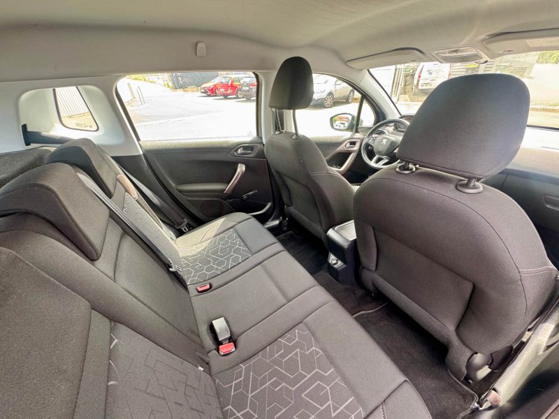 PEUGEOT 2008 1.2 VTI ACTIVE 2013