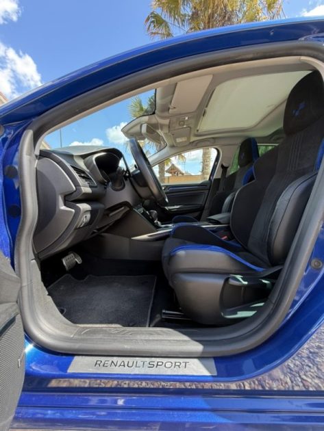 RENAULT MEGANE GT EDC 1.6 205ch SIÈGES CHAUFFANT / TOIT OUVRANT / PACK BOSE