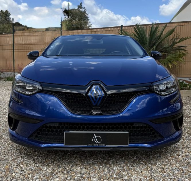 RENAULT MEGANE GT EDC 1.6 205ch SIÈGES CHAUFFANT / TOIT OUVRANT / PACK BOSE
