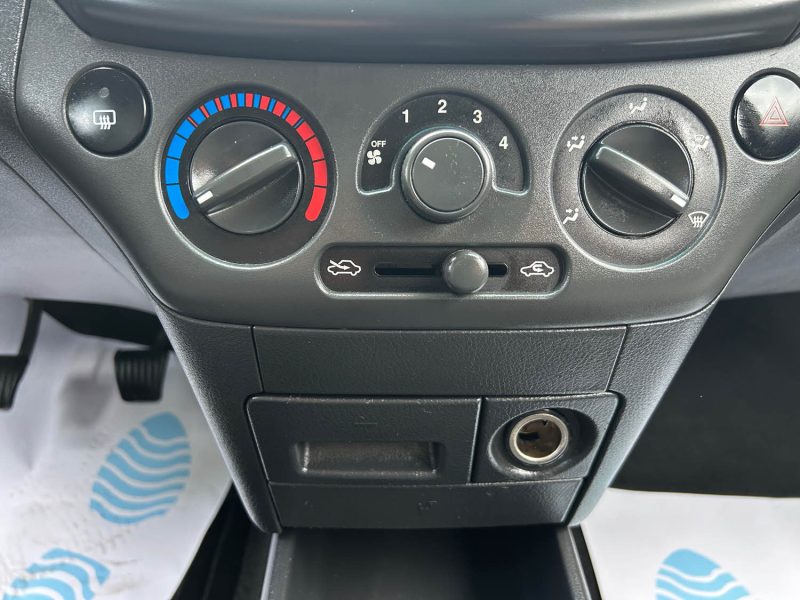 CHEVROLET AVEO 1.2I 84CH 16V HATCHBACK FAIBLE KILOMETRAGE