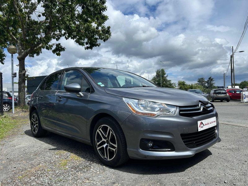 CITROEN C4 1.6 HDI 110 CONFORT  2012