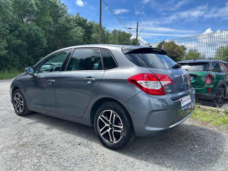 CITROEN C4 1.6 HDI 110 CONFORT  2012