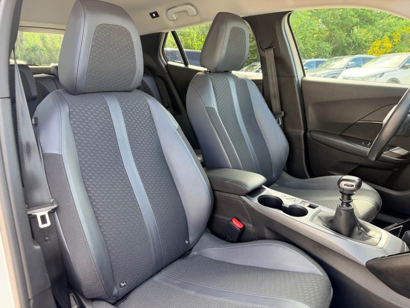 PEUGEOT 2008 1.2 TURBO 130 S&S BVM6 ALLURE 57MKM