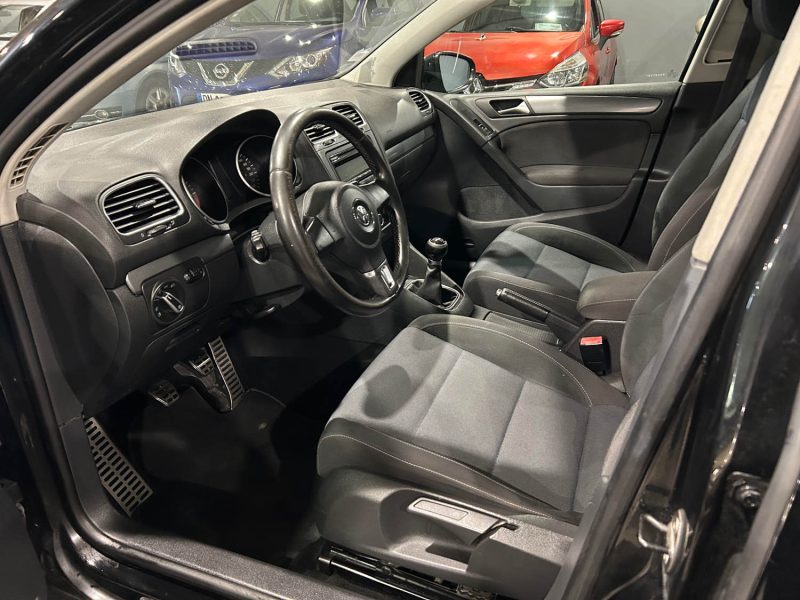VOLKSWAGEN GOLF 1.6 TDI 105CH