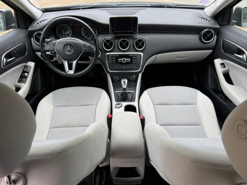MERCEDES CLASSE A180 i 122 ch Intuition
