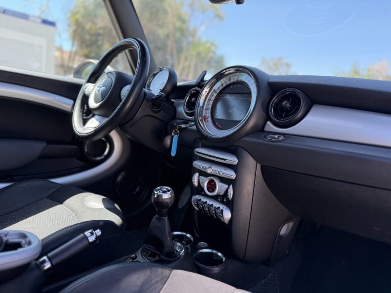 MINI COOPER RED HOT CHILI 1.6 120CH