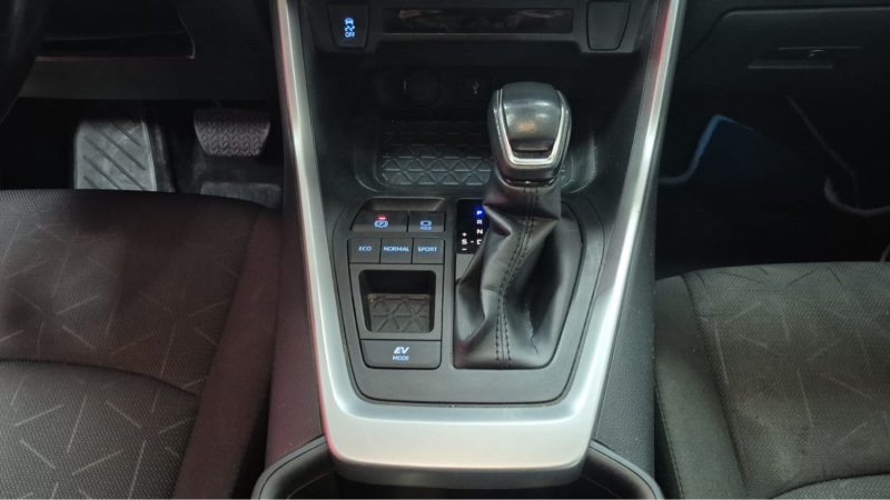 TOTOYA RAV4 SUV HYBRIDE 218cv DYNAMIC/1 ERE MAIN/TVA RECUPERABLE