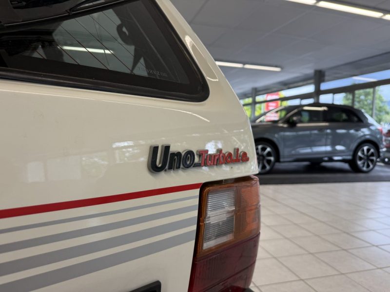 FIAT UNO TURBO IE 105 ch