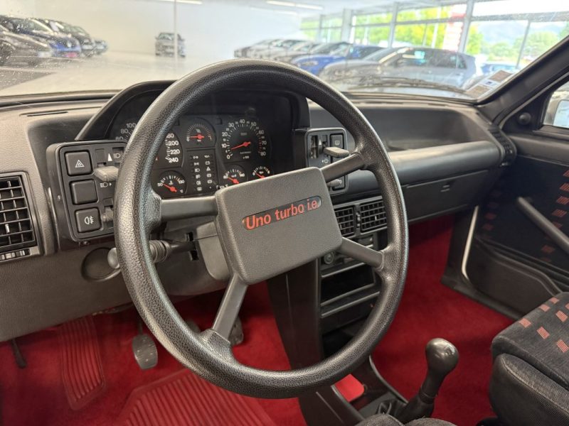 FIAT UNO TURBO IE 105 ch