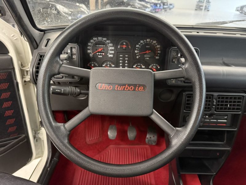 FIAT UNO TURBO IE 105 ch