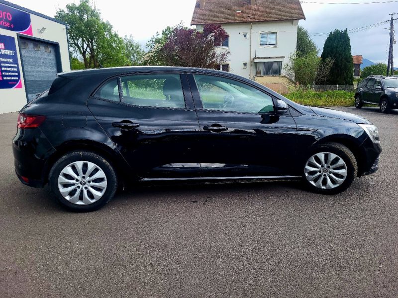 RENAULT MEGANE IV TCE 140 GT LINE 2021