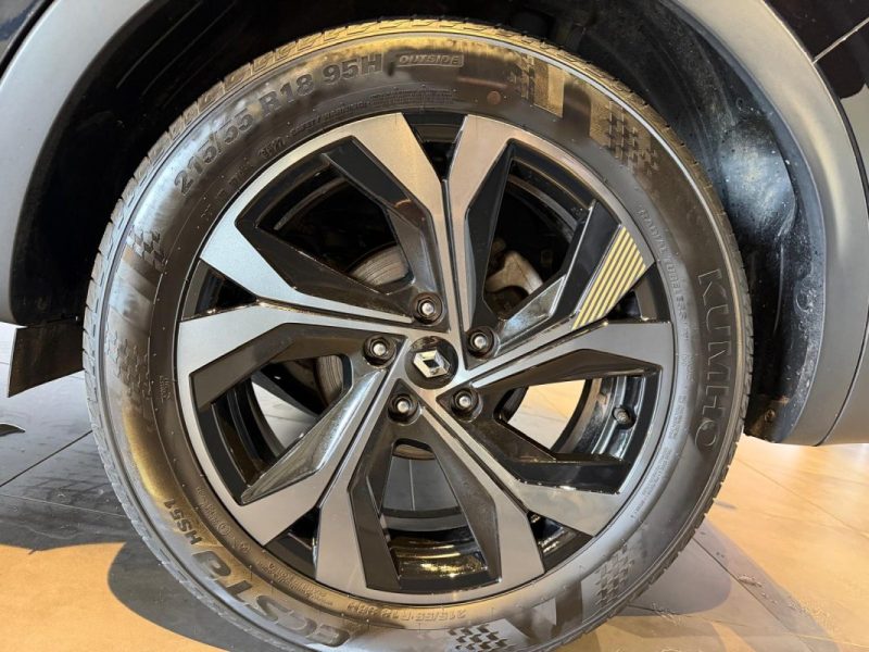 RENAULT ARKANA 145 E-TECH ENGINEERED / TOIT OUVRANT / BOSE / ATTELAGE  2023