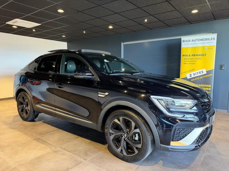 RENAULT ARKANA 145 E-TECH ENGINEERED / TOIT OUVRANT / BOSE / ATTELAGE  2023