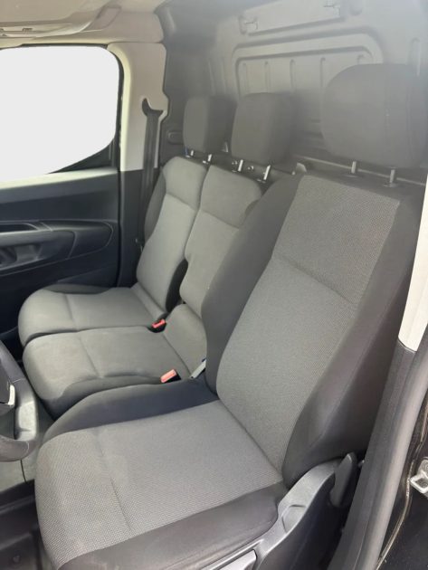 PEUGEOT PARTNER HDI 130 EAT8 