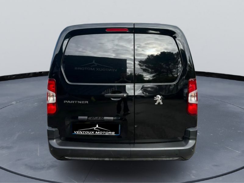PEUGEOT PARTNER HDI 130 EAT8 