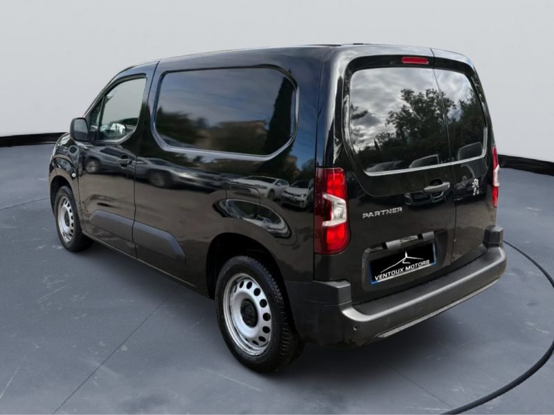PEUGEOT PARTNER HDI 130 EAT8 