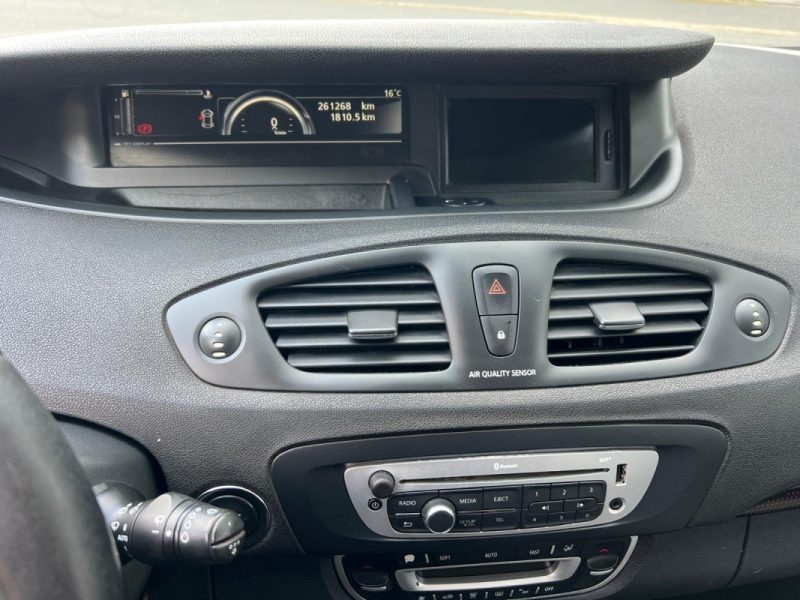 RENAULT GRAND SCENIC 1.5 dCi 110 ch Confort 7PL