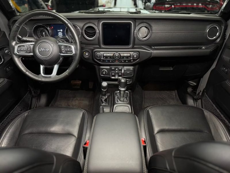JEEP WRANGLER Unlimited 4xe 381ch / Attelage / Alpine Premium / Caméra / Sahara