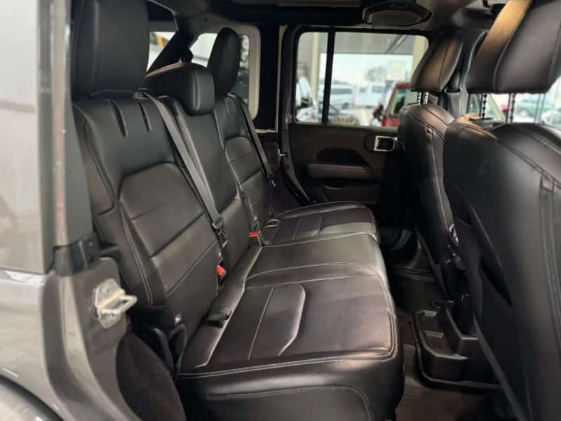 JEEP WRANGLER Unlimited 4xe 381ch / Attelage / Alpine Premium / Caméra / Sahara